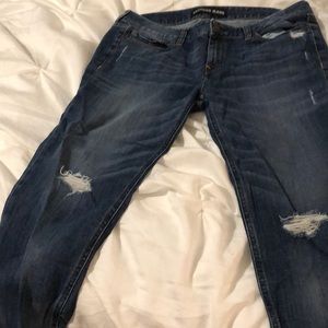 Express Distressed Jeans
